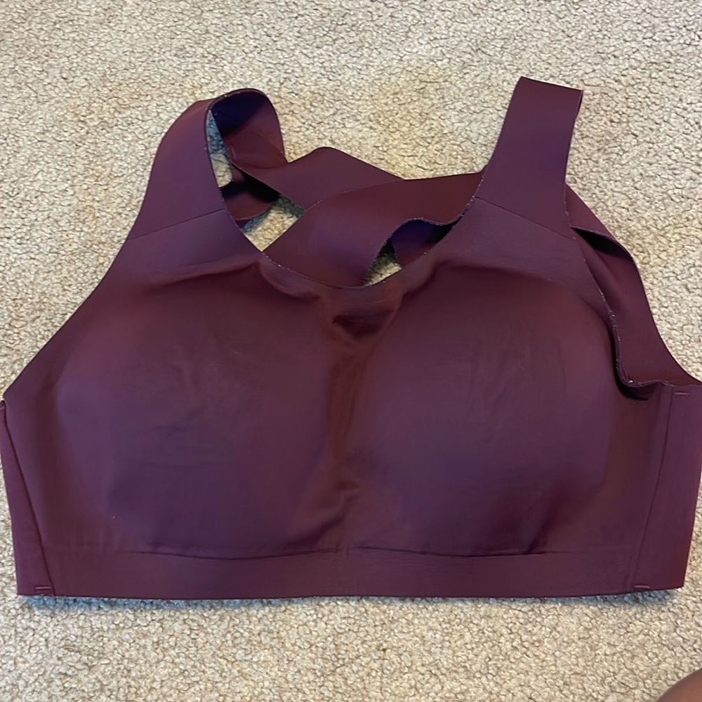 Lululemon bra read description
